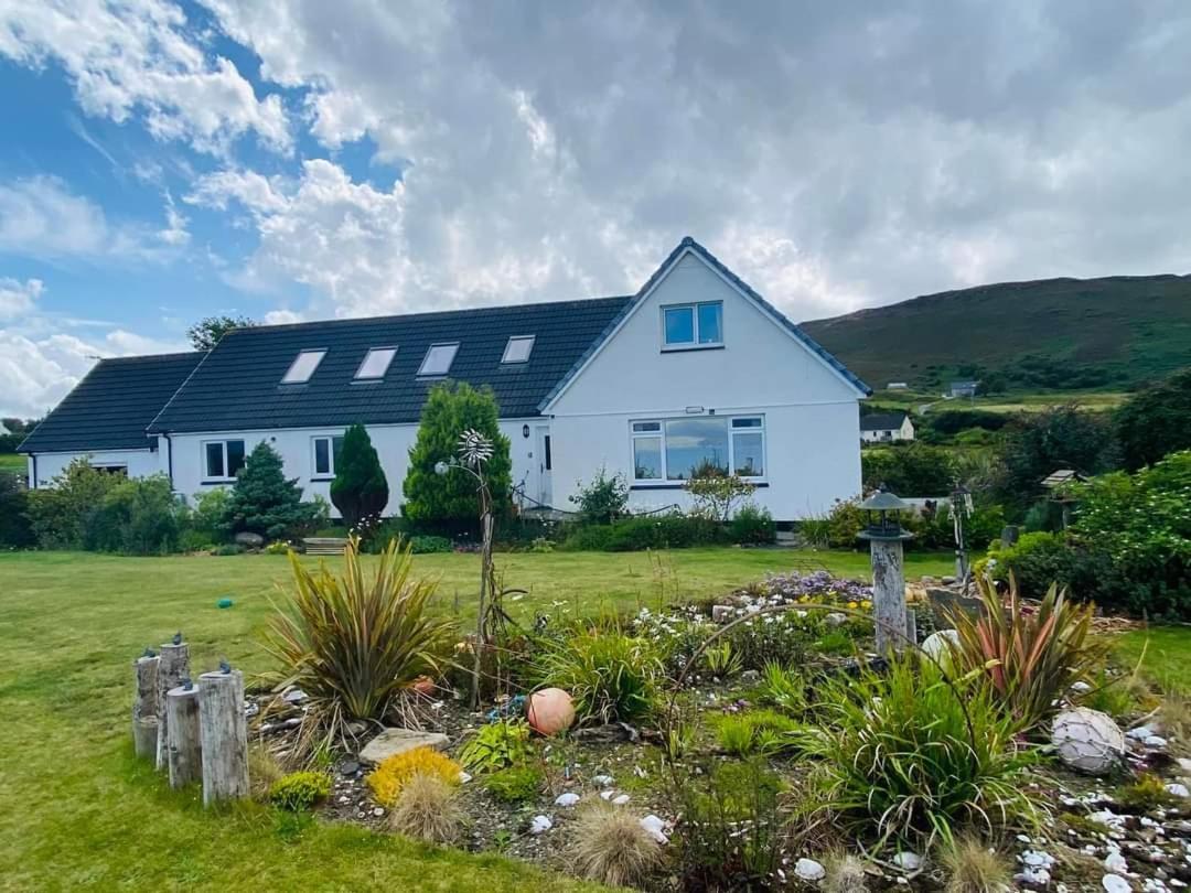 Balmoral Skye Hotel Portree Buitenkant foto