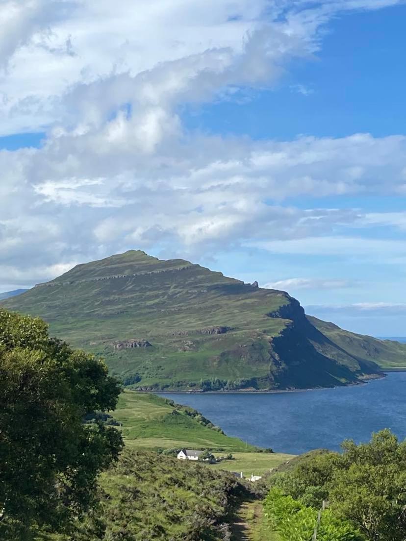 Balmoral Skye Hotel Portree Buitenkant foto